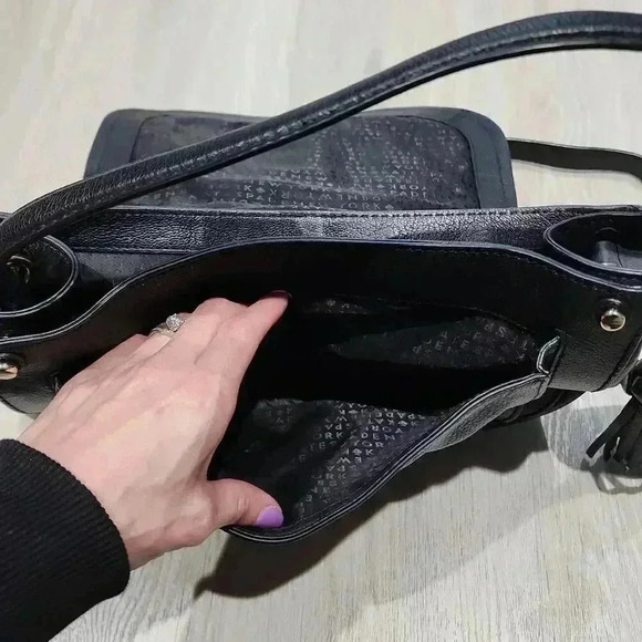 Kate Spade New York Women's Leather Tassel Saddle Crossbody Bag Black One Size - Picture 7 of 10